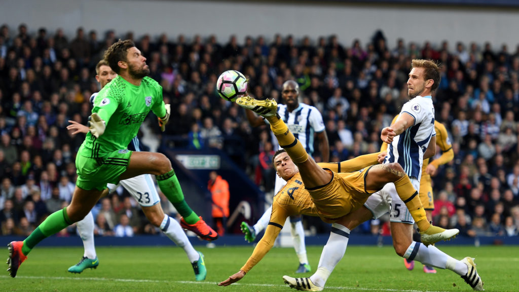 WEST BROMWICH, ENGLAND - OCTOBER 15: Dele Alli of Tottenham Hotspur (R) attempts to score past Ben Foster of West Bromwich Albion (L) but shot goes wide during the Premier League match between West Bromwich Albion and Tottenham Hotspur at The Hawthorns on October 15, 2016 in West Bromwich, England.  (Photo by Michael Regan/Getty Images)
