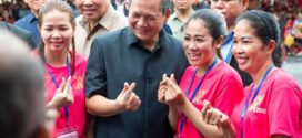 Update៖ សម្តេចមហាបវរធិបតី ហ៊ុន ម៉ាណែត អញ្ជើញបន្តចុះជួបកម្មករជិត២ម៉ឺននាក់ទៀត ក្នុងរាជធានីភ្នំពេញ