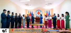 លោកជំទាវបណ្ឌិត ពេជ្រ ចន្ទមុនី អញ្ជើញទទួលថវិកាព្រះមហាក្សត្រ និងសម្ដេចព្រះមហាក្សត្រី ក្នុងឧកាសទិវា ៨ឧសភា