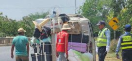 នគរបាលចរាចរណ៍ផ្លូវគោកនៃស្នងការដ្ឋាននគរបាលខេត្តបាត់ដំបងបំភ្លឺករណីអ្នកដឹកសំពីងសំពោងរត់ភៀសសឹក