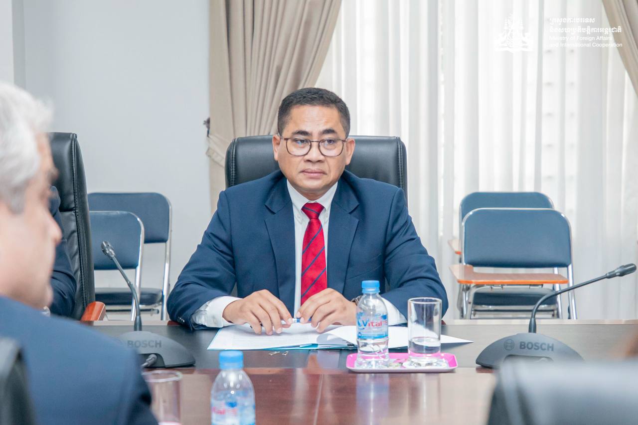 Bilateral Discussion