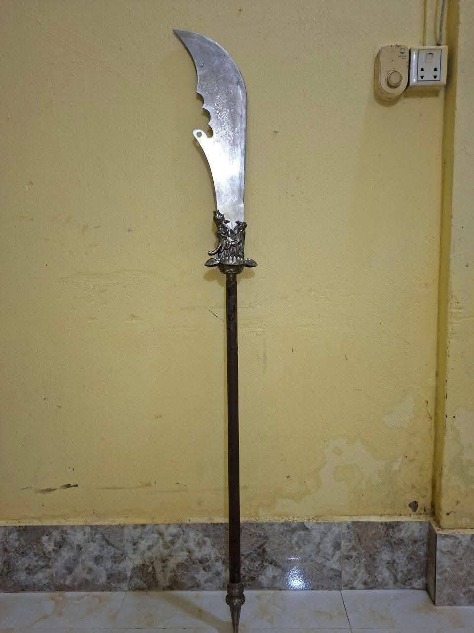 Suspects being apprehended