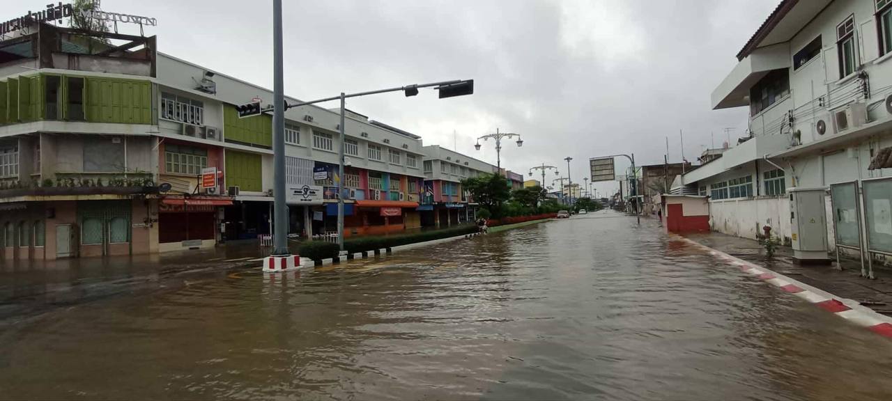 ទឹកជំនន់ថៃ