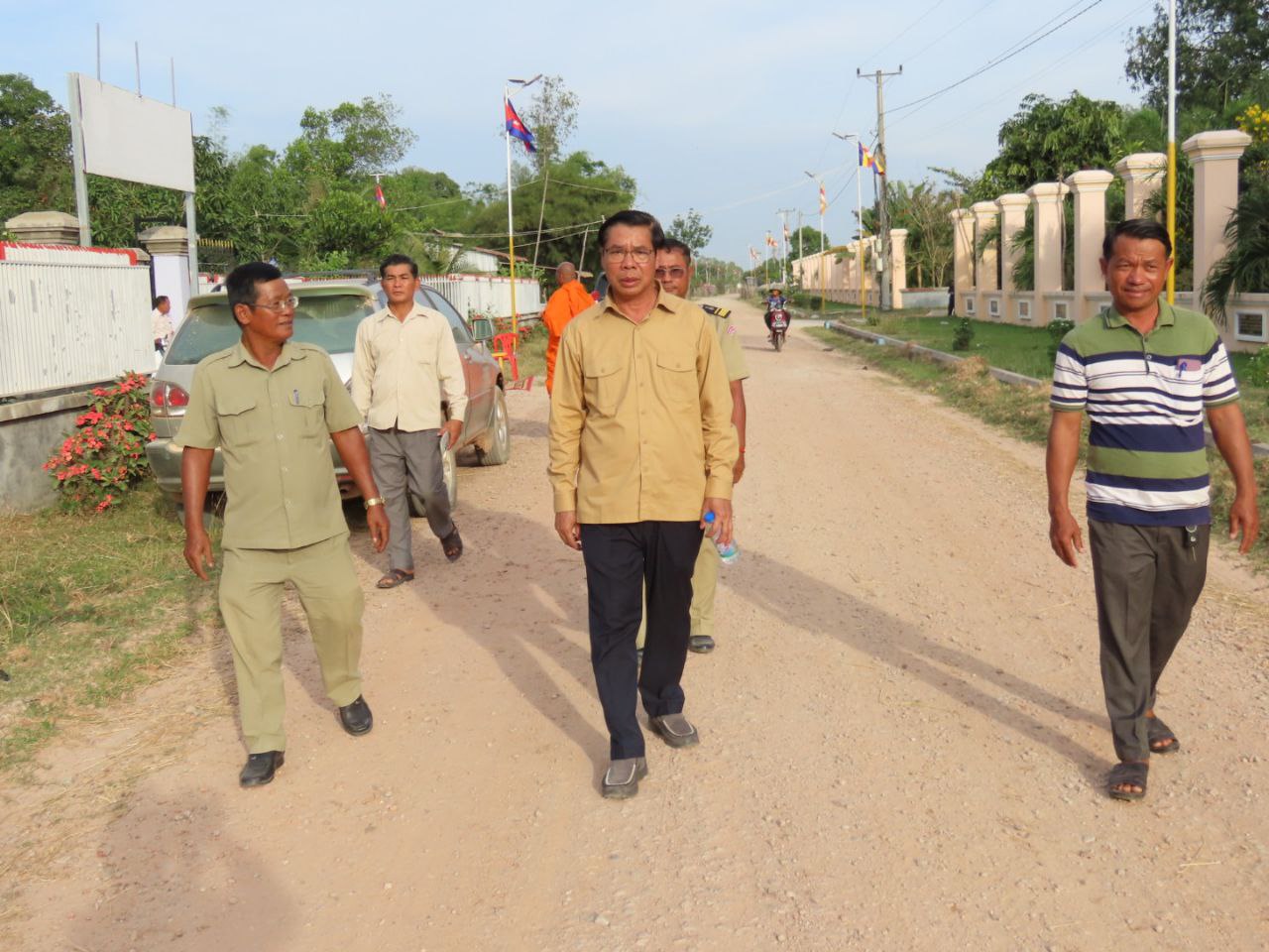 ផ្លូវបេតុងថ្មី