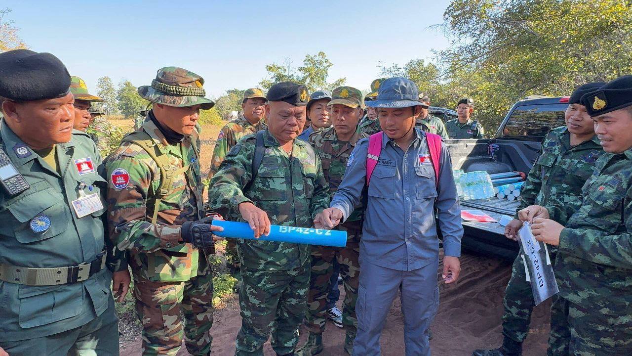 ការបោះបង្គោលព្រំដែនកម្ពុជា-ថៃ