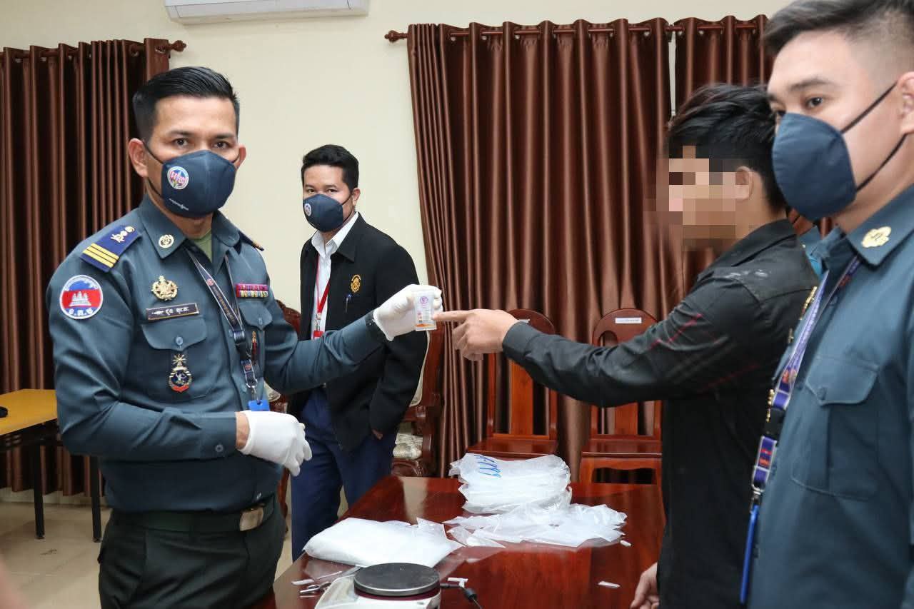 វត្ថុតាងដែលដកហូតបាន
