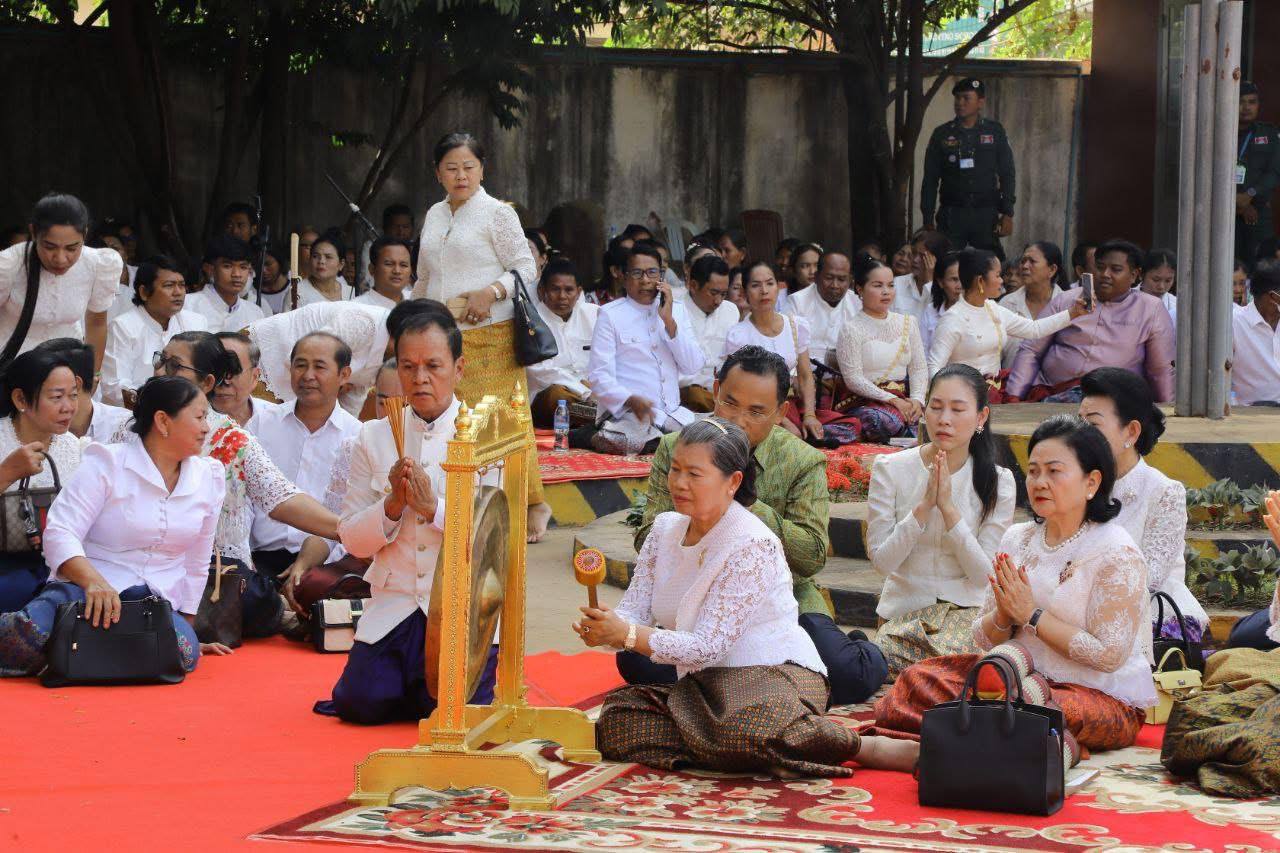 ពិធីអភិសេកព្រះប្រតិមា