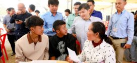 លោករដ្ឋមន្ត្រី​ ហេង សួរ នាំក្តីសង្ឃឹមជូនបងប្អូនអតីតពលករមកពីប្រទេសថៃ ដោយនាំមកនូវឱកាសការងារជាង ៥ពាន់កន្លែង នៅស្រុកមោងឫស្សី ខេត្តបាត់ដំបង