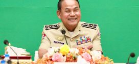 នាយឧត្តមសេនីយ៍ ស ថេត ប្ដេជ្ញាចិត្តខ្ពស់ និងបញ្ជាកម្លាំងនគរបាលជាតិ ត្រូវតែបោសសម្អាតបទល្មើសឆបោកតាមប្រព័ន្ធបច្ចេកវិទ្យា Online Scams) ឱ្យអស់ពីកម្ពុជា