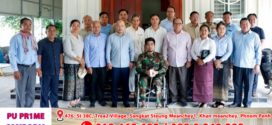អភិបាលខេត្តស្វាយរៀង ចុះសួរសុខទុក្ខវីរកងទ័ព ជ័យ រស្មី  ប្រចាំការទិសប្រាសាទខ្នារ ដែលរងរបួសកាលកំឡុងពេលប្រយុទ្ធជាមួយទាហានឈ្លានពានថៃនៅស្រុករមាសហែក