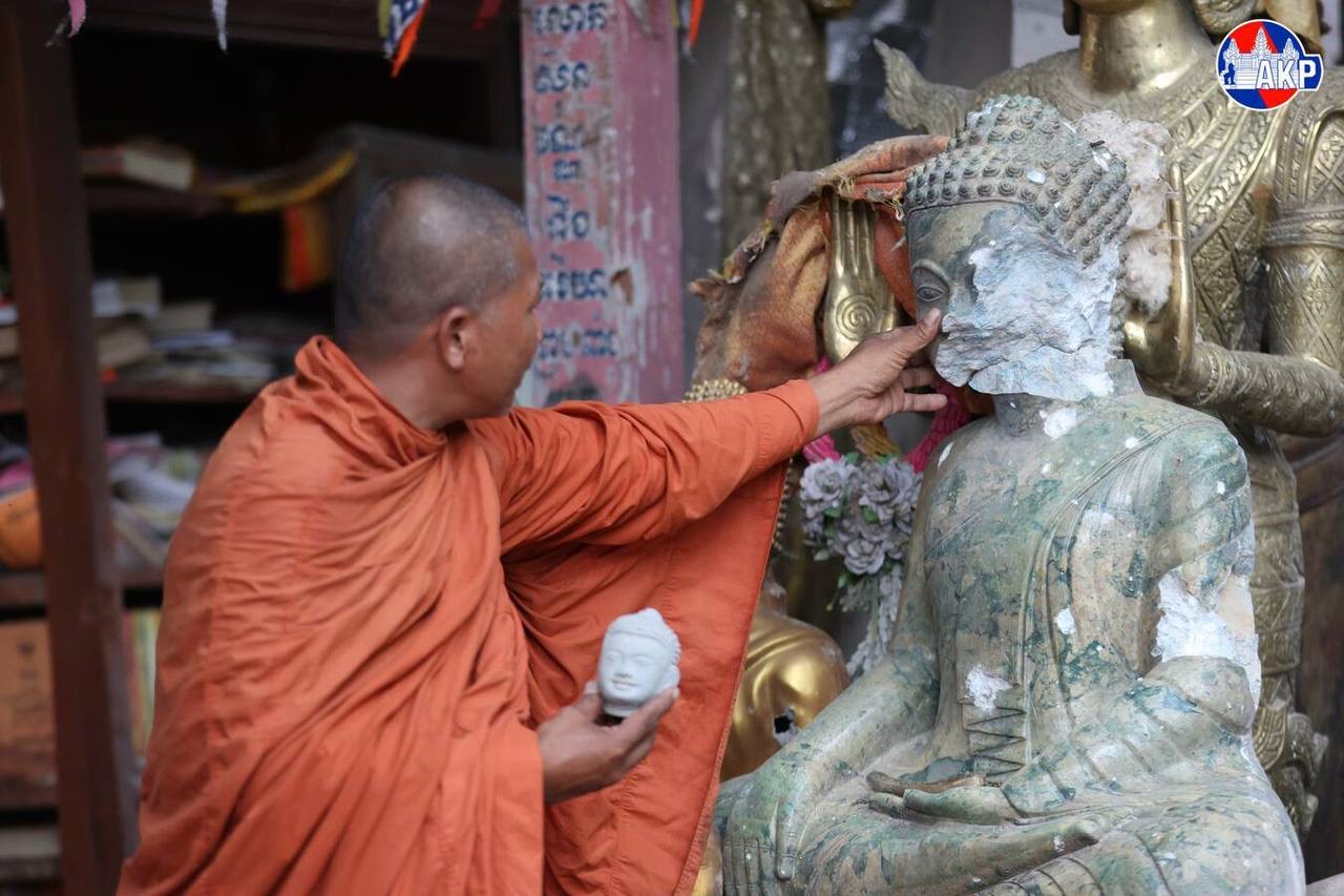 វត្តបុរាណកម្ពុជា