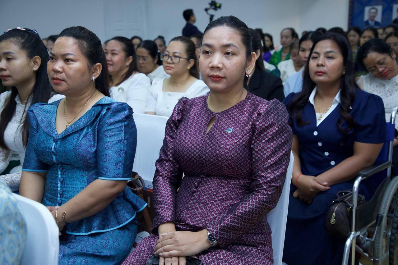 ការអភិវឌ្ឍស្ត្រី