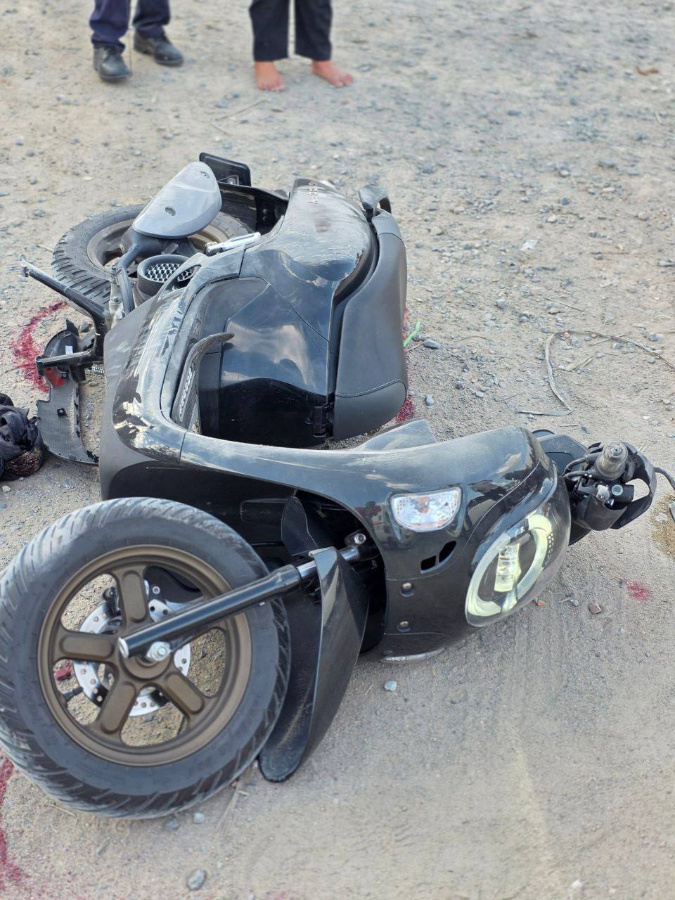 រថយន្តកែឆ្នៃបុករថយន្តតូរីស