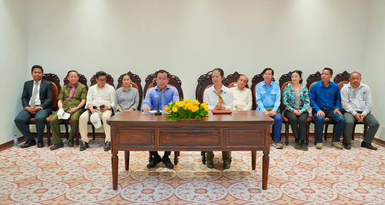 ការអភិវឌ្ឍកោះទទឹង