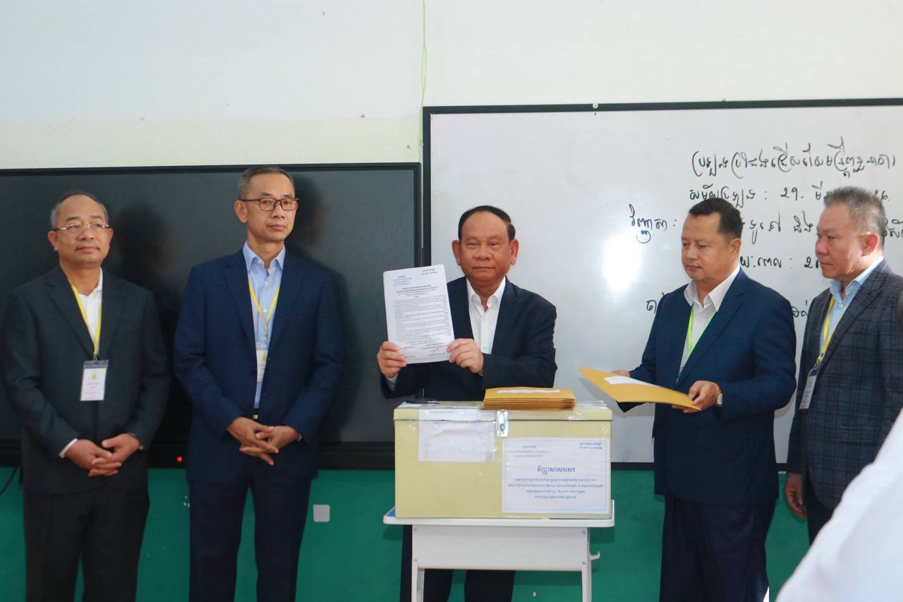 បេក្ខជននៅមណ្ឌលប្រឡង