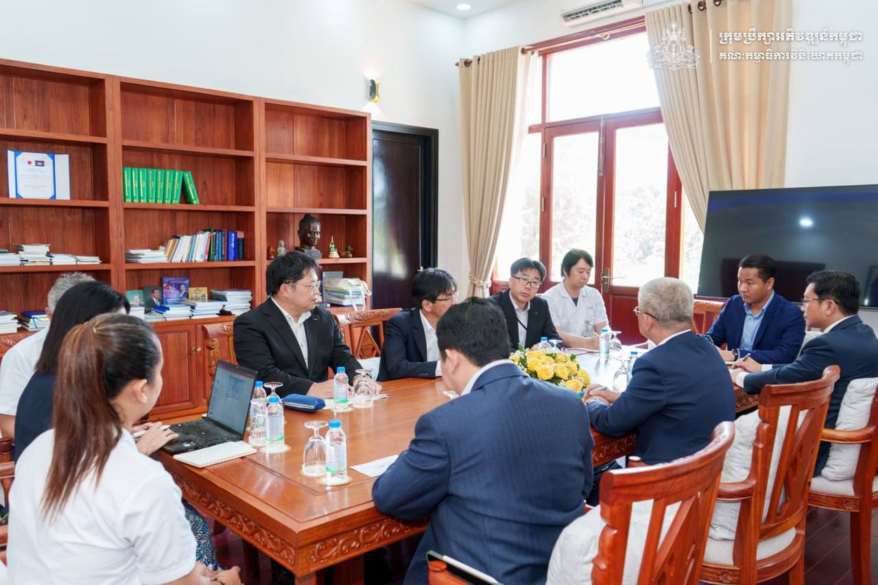 ការពិភាក្សាលម្អិតអំពីគម្រោងពង្រីក