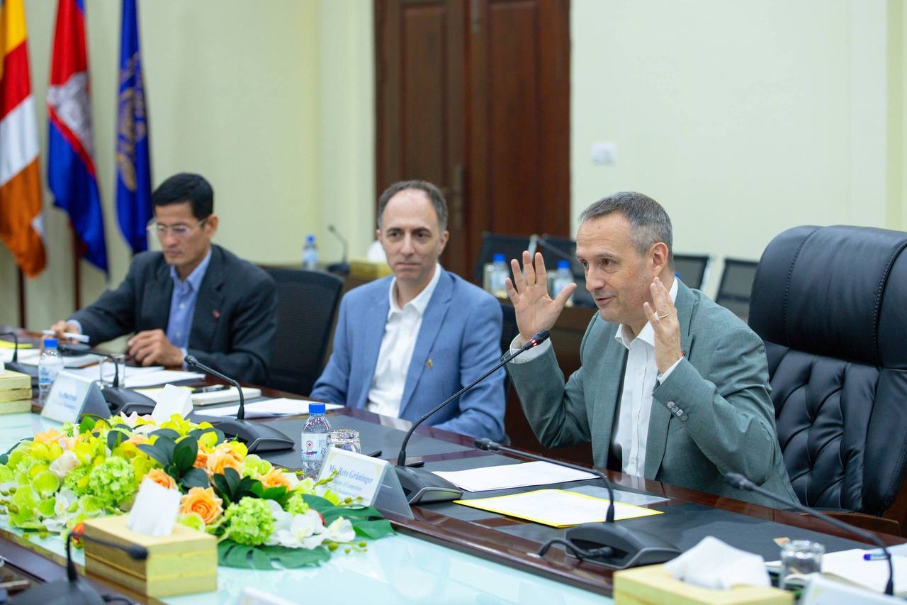 កិច្ចសន្ទនារវាងភាគីទាំងពីរ