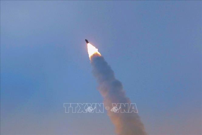 កូរ៉េខាងជើងសាកល្បងមីស៊ីលជាការព្រមានដល់កូរ៉េខាងត្បូង ពាក់ព័ន្ធយន្តហោះគ្មានមនុស្សបើក