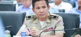 កម្លាំងនគរបាល បើកប្រតិបត្តិការស្រាវជ្រាវករណីចោរលួចរថយន្តមួយគ្រឿងនៅស្រុកពាមរក៏ រហូតតាមចាប់បានជនល្មើស តែត្រូវប្រជាពលរដ្ឋឡោមព័ទ្ធ មិនឲ្យយកជនល្មើសចេញ