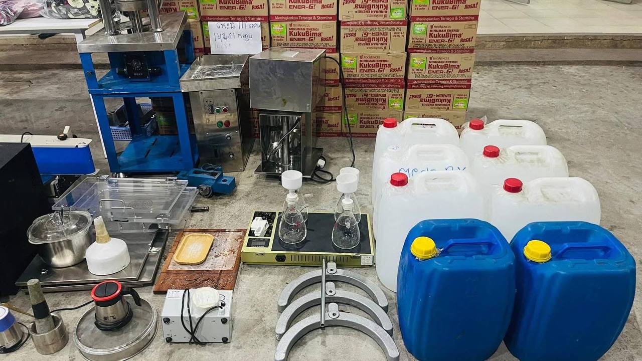 វត្ថុតាងពីការជួញដូរគ្រឿងញៀន