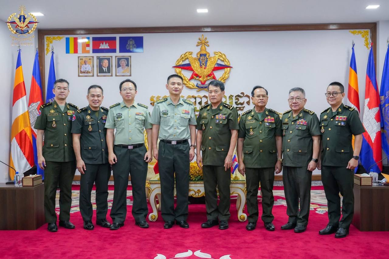កិច្ចប្រជុំរវាងអនុព័ន្ធយោធាចិននិងកងយោធពលខេមរភូមិន្ទ