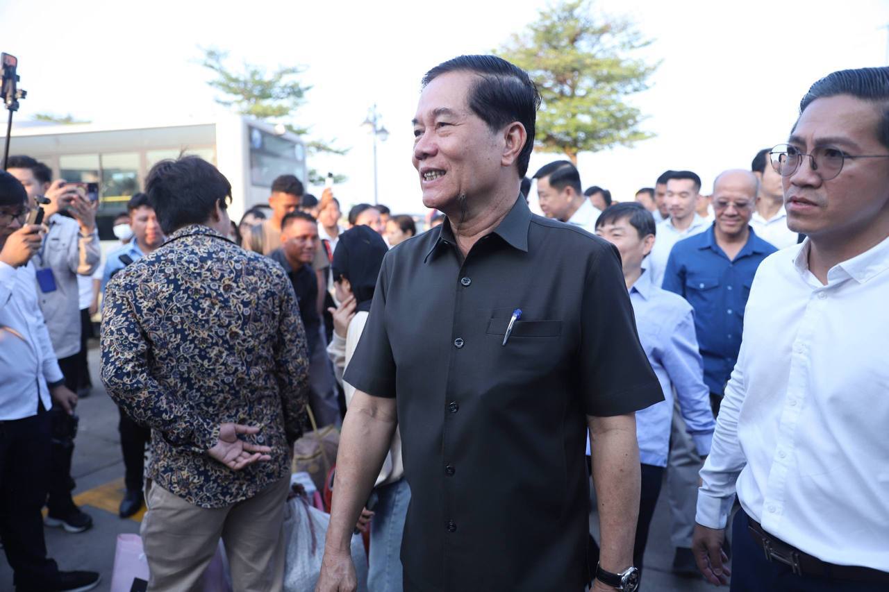 ការដឹកជញ្ជូនប្រជាពលរដ្ឋ