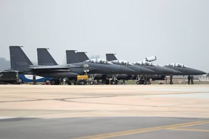 កងទ័ពអាកាសកូរ៉េខាងត្បូងសុំទោស បន្ទាប់ពីអ្នកបើកយន្តហោះថតរូប បណ្តាលឱ្យយន្តហោះចម្បាំងបុកគ្នា