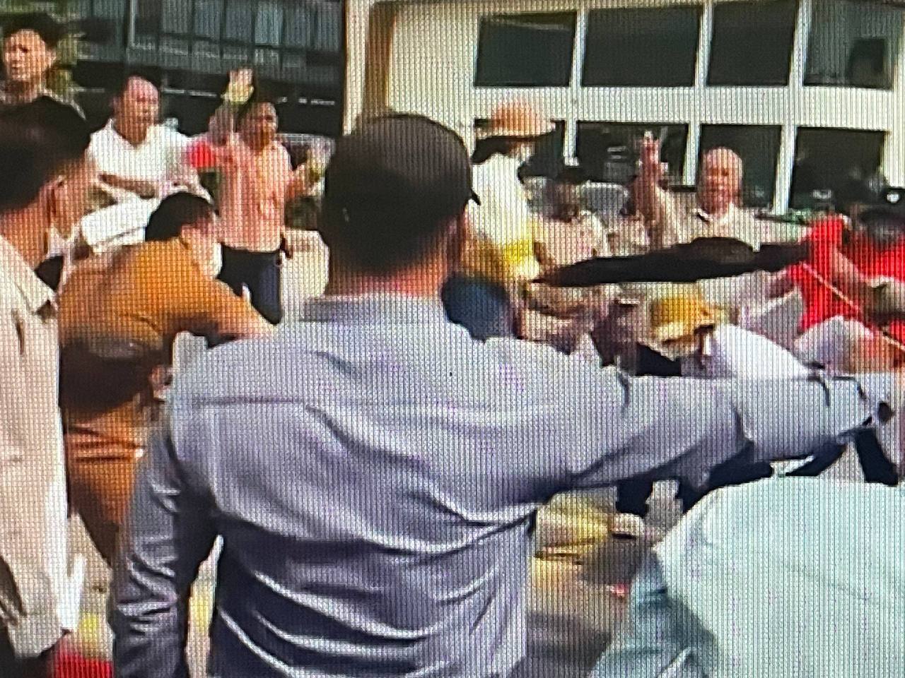 ហេតុការណ៍បិទផ្លូវ