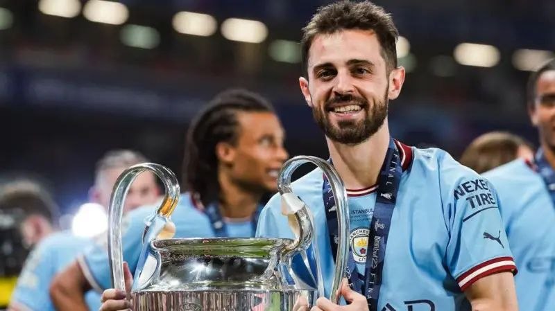 Bernardo Silva playing for Portugal