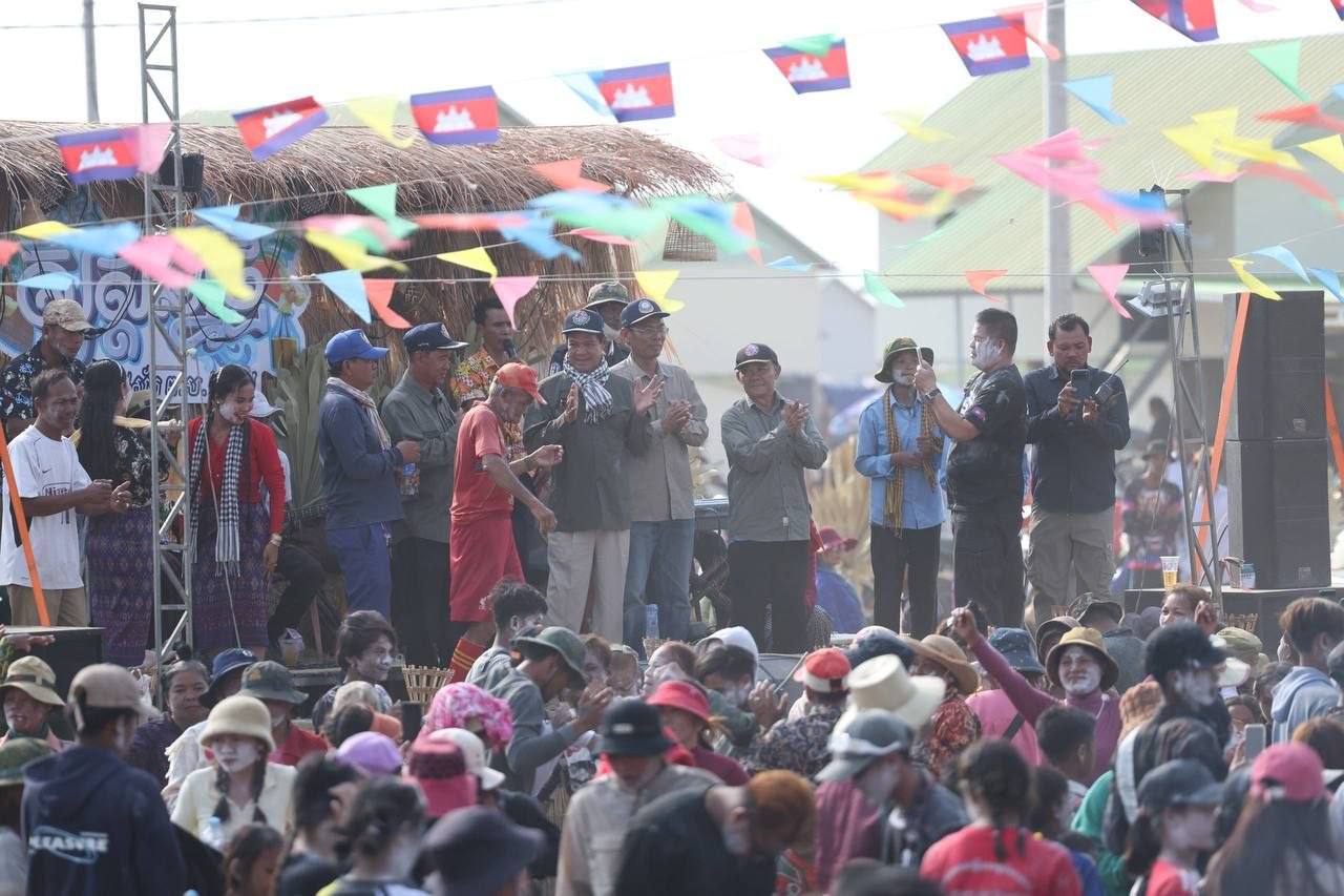 ទេសរដ្ឋមន្ត្រីគន់គីមក្នុងពិធីចូលឆ្នាំ