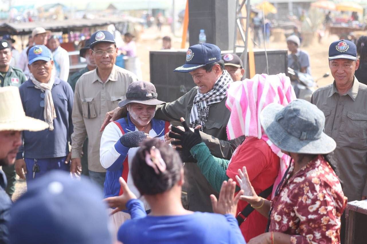 ការចូលរួមពិធីចូលឆ្នាំរបស់ពលរដ្ឋ
