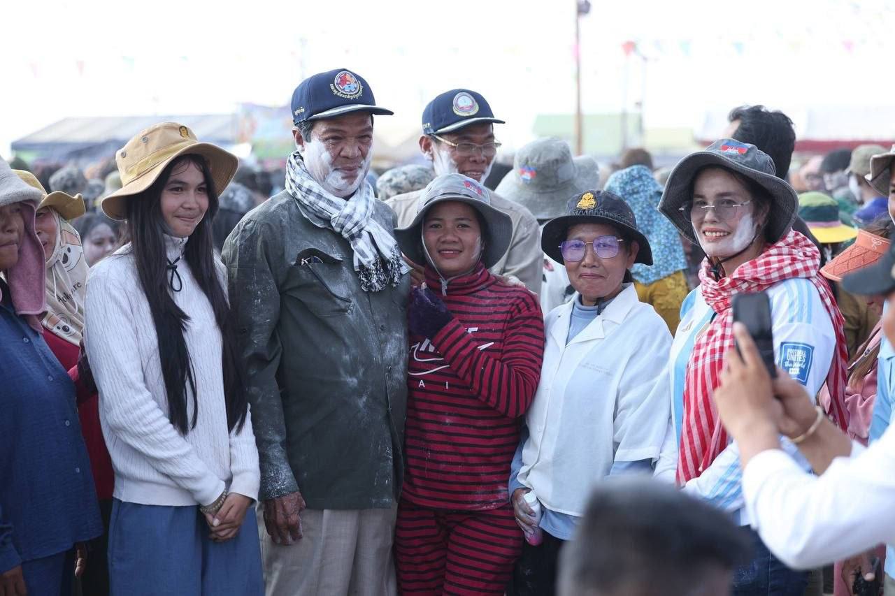 ការជួបពិភាក្សាជាមួយពលរដ្ឋ