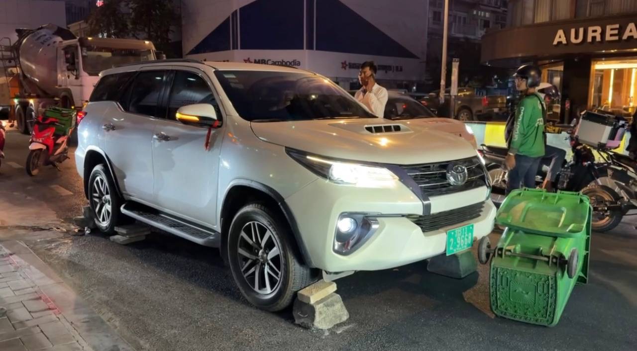 កន្លែងកើតហេតុលួចរថយន្ត