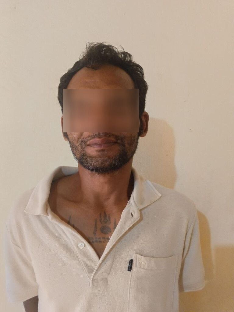 ប្តីតាមទាន់ប្រពន្ធលួចមាន​ប្រុសស្នេហ៍នៅវេលាជិតភ្លឺចាក់​ស្លាប់ម្នាក់ របួសធ្ងន់ម្នាក់