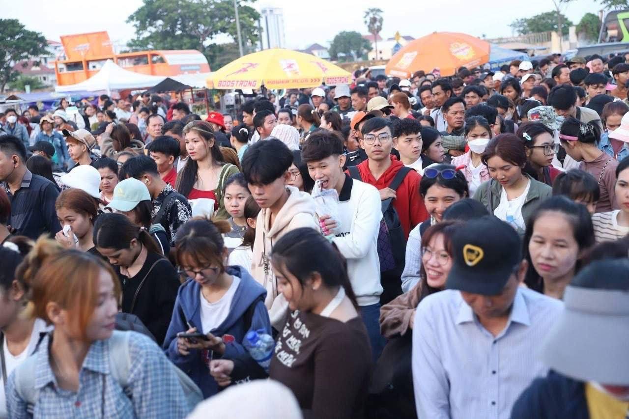 សេវារថយន្តក្រុងសម្រាប់ប្រជាពលរដ្ឋ