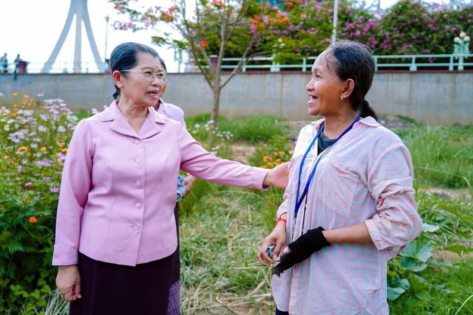 ផ្សារផលិតផលខ្មែរ