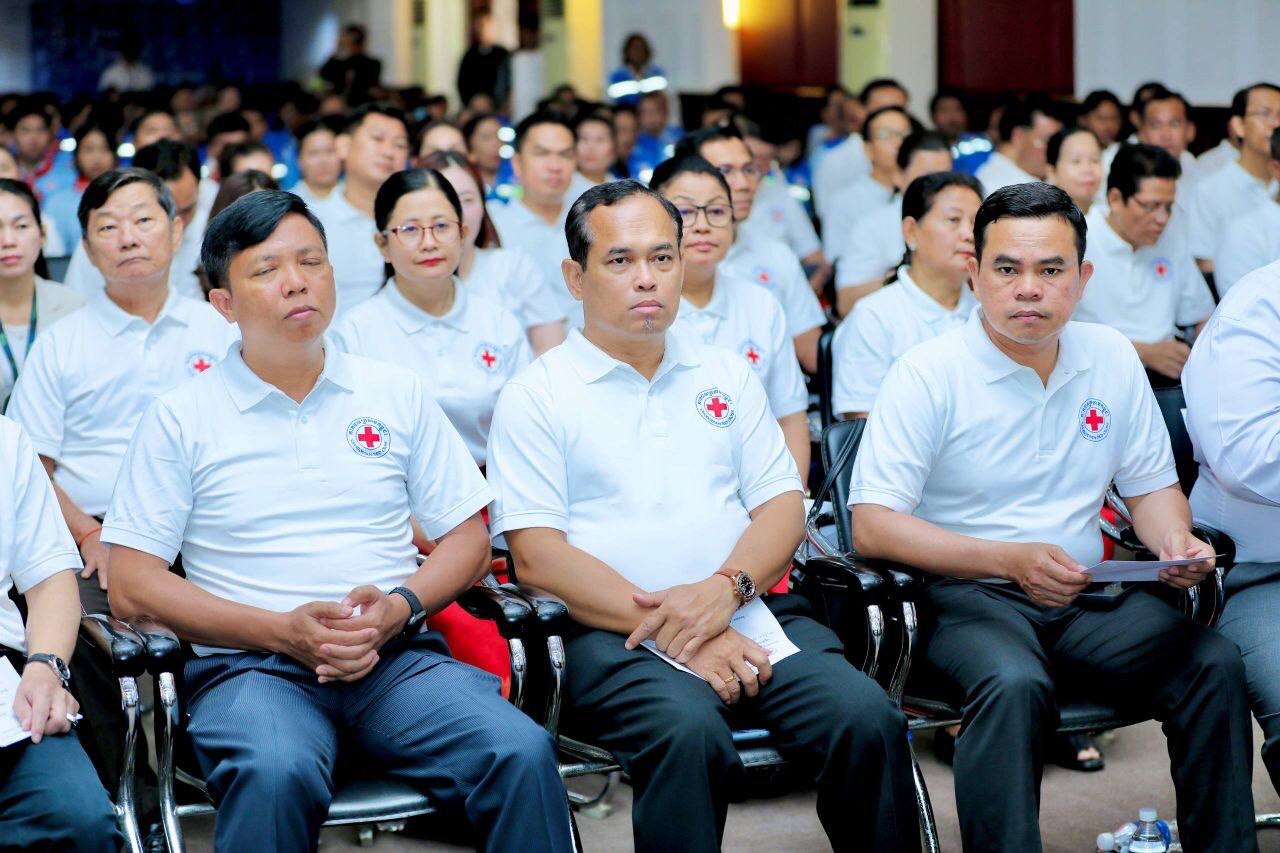 ថ្លែងអំណរគុណសប្បុរសជន