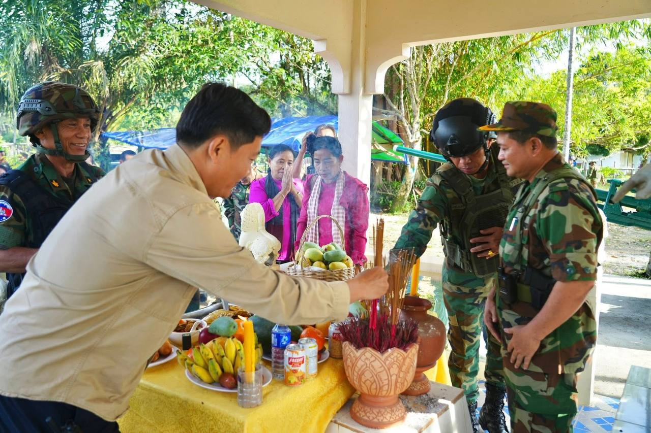 កម្មវិធីសាមគ្គីជាមួយវីរកងទ័ព