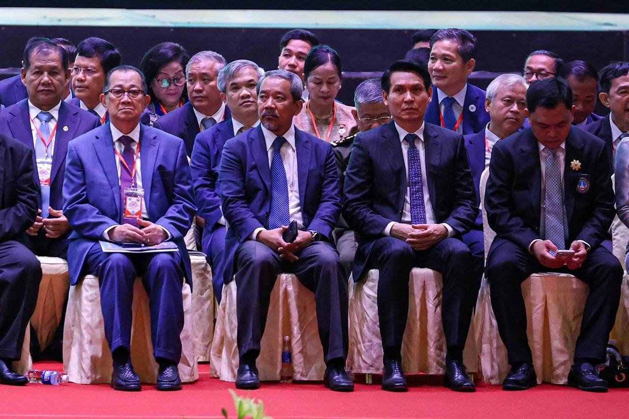 អតីតយុទ្ធជនថ្នាក់ដឹកនាំ