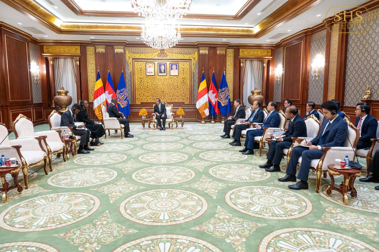 សម្តេចតេជោ និងឯកអគ្គរដ្ឋទូត