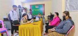 កម្លាំងនគរបាល​ អធិការដ្ឋាននគរបាលស្រុក​កំពង់​រោទិ៍​ បានធ្វើ​កិច្ច​សន្យា​អប់រំ​ក្មេង​ទំនើង​ ០៣នាក់ ដែល​បាន​បង្ហោះ​Video បង្ហោះ​ម៉ូតូ​លើ​បណ្ដាញ​សង្គម​ Facebook​ នៅ​ឃុំរាជមន្ទីរស្រុក​កំពង់​រោទិ៍​