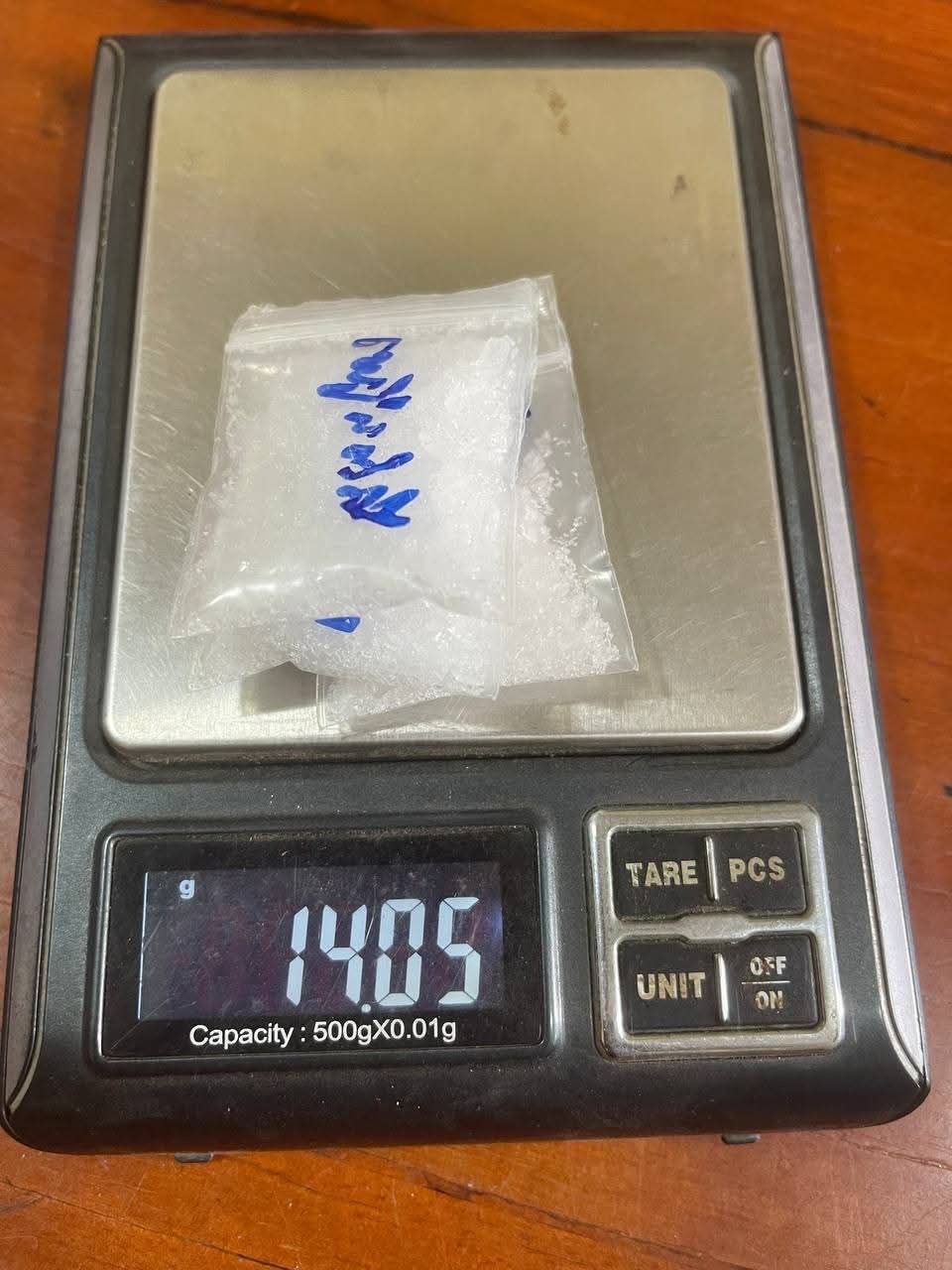 ជនសង្ស័យនិងវត្ថុតាង