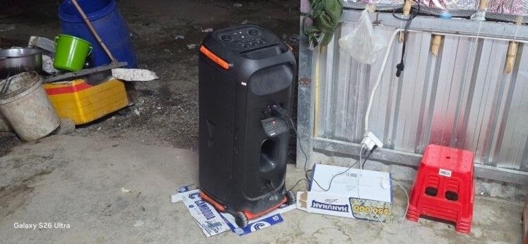 នគរបាលចុះដកហូតធុងបាស់