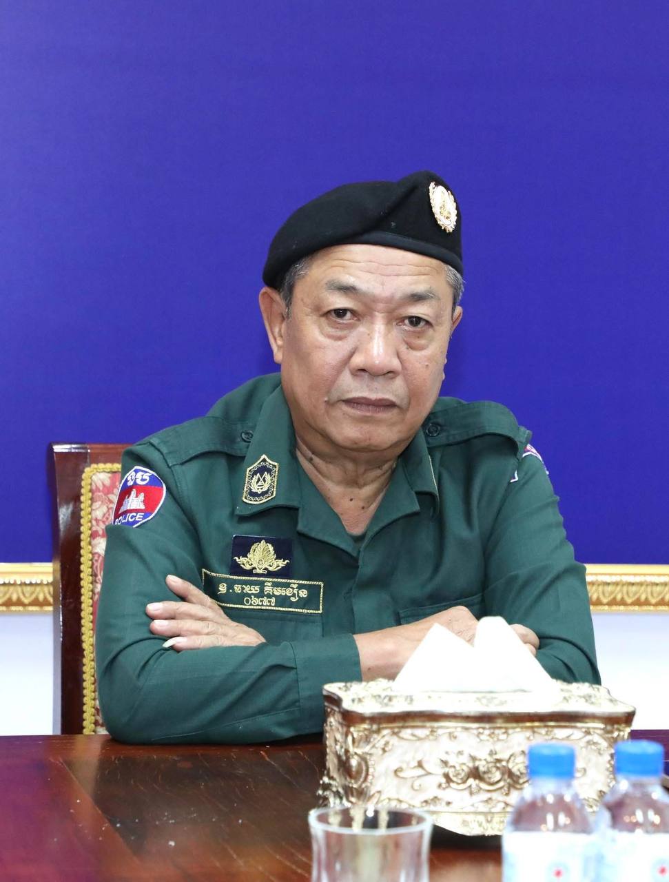អ្នកនាំពាក្យនគរបាលជាតិកម្ពុជា ប្រកាសទាត់ចោលព័ត៌មានរបស់ថៃ ពាក់ព័ន្ធករណីចាប់ខ្លួនជនជាតិចិនមានអាវុធ ប្រើប្រាស់លិខិតឆ្លងដែនខ្មែរ និងពាក់ព័ន្ធទីបញ្ជាការដ្ឋានអង្គរក្សនាយករដ្ឋមន្រ្តី
