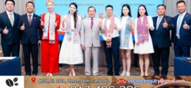 ក្រុមអ្នកផលិតមាតិកាចិន (Influencers) ល្បីៗ ប្រចាំខេត្តហៃណានដែលមានអ្នកមើលជាង ២លាននាក់ និង followers ជិត៣សែននាក់ ចាប់អារម្មណ៍ ពី «ស្នាមញញឹមកម្ពុជា»