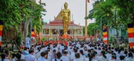 តដំណាក់ និងក្លាយជាអារាមទេសចរណ៍ដំបូងគេនៅខេត្តសៀមរាប ដែលមានព្រះពុទ្ធបដិមា ស្ពាន់កម្ពស់៩ម៉ែត្រ ទឹបមាសសុទ្ធសម្រាប់ជាទីសក្ការ និងទាក់ទាញភ្ញៀវទេសចរ