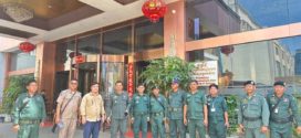 កម្លាំងគណៈបញ្ជាការឯកភាពរដ្ឋបាលក្រុងបាវិត និងកម្លាំងស្នងការនគរបាលខេត្ត បានចូលរួមសហការជាមួយនាយកដ្ឋានចារកម្ម នៃអគ្គស្នងការដ្ឋាននគរបាលជាតិ ចុះត្រួតពិនិត្យទីតាំងសង្ស័យលួចលាក់ប្រព្រឹត្តសកម្មភាពឆបោកតាមប្រព័ន្ធបច្ចេកវិទ្យា នៅកាស៊ីណូ ហ្គោដ ឡាក់ ចំនួន ៣អគារ ស្ថិតនៅក្រុងបាវិត