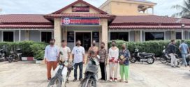 កម្លាំងអាវុធហត្ថ​ខេត្ត​កំពង់ស្ពឺ​ បង្ក្រាប ​និង​ឃាត់ខ្លួនជនសង្ស័យប្រុស-ស្រីចំនួន ០៧នាក់ ពាក់ព័ន្ធ​ករណីល្បែងស៊ីសងតាមប្រព័ន្ធ Online ខុសច្បាប់ ​ក្នុងភូមិសាស្ត្រក្រុងច្បាមន…