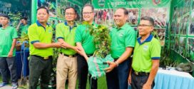 ឆ្នាំនេះមន្ទីរបរិស្ថានខេត្តស្វាយរៀង បាននាំយកកូនឈើចំនួន៤៥០០ដើម ដើម្បីចូលរួមពិព័រណ៍«ពន្លកបៃតង»