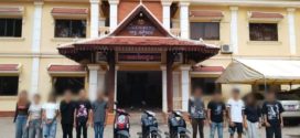 កងរាជអាវុធហត្ថខេត្តសៀមរាបឃាត់ខ្លួនក្មេងទំនើង ១២នាក់បង្កភាពអាណាធិបតេយ្យហិង្សាតាមដងផ្លូវ